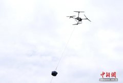 （走进中国乡村）无人机变身“空中新农具” 中国农人拥抱田间